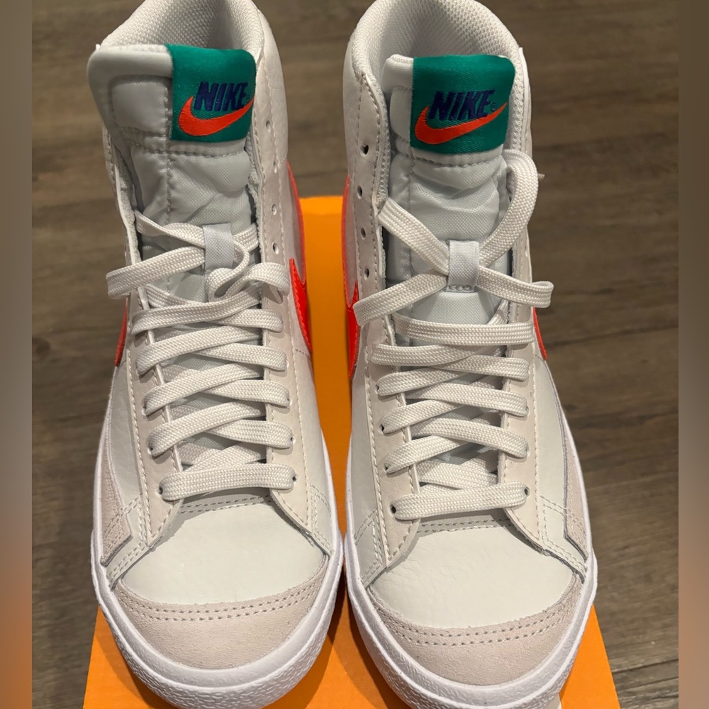 Nike Kids' Grade School Blazer Mid '77 Shoes